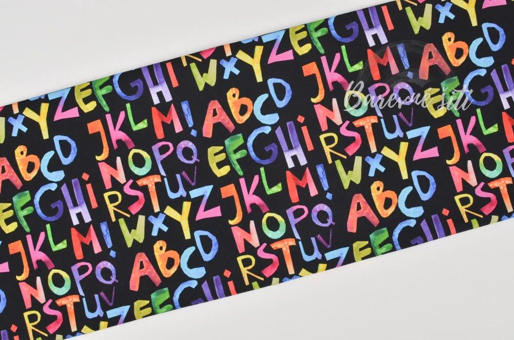 Úplet, Barevné písmo na černé (E)