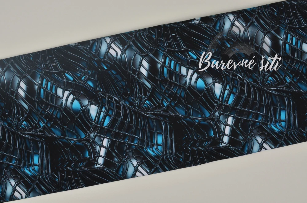 Úplet, Šedomodrá 3D síť (E)