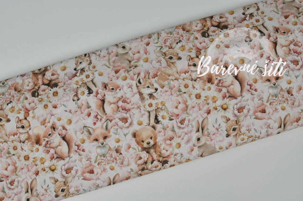 Teplákovina, Lesní zvířátka v květech (E)