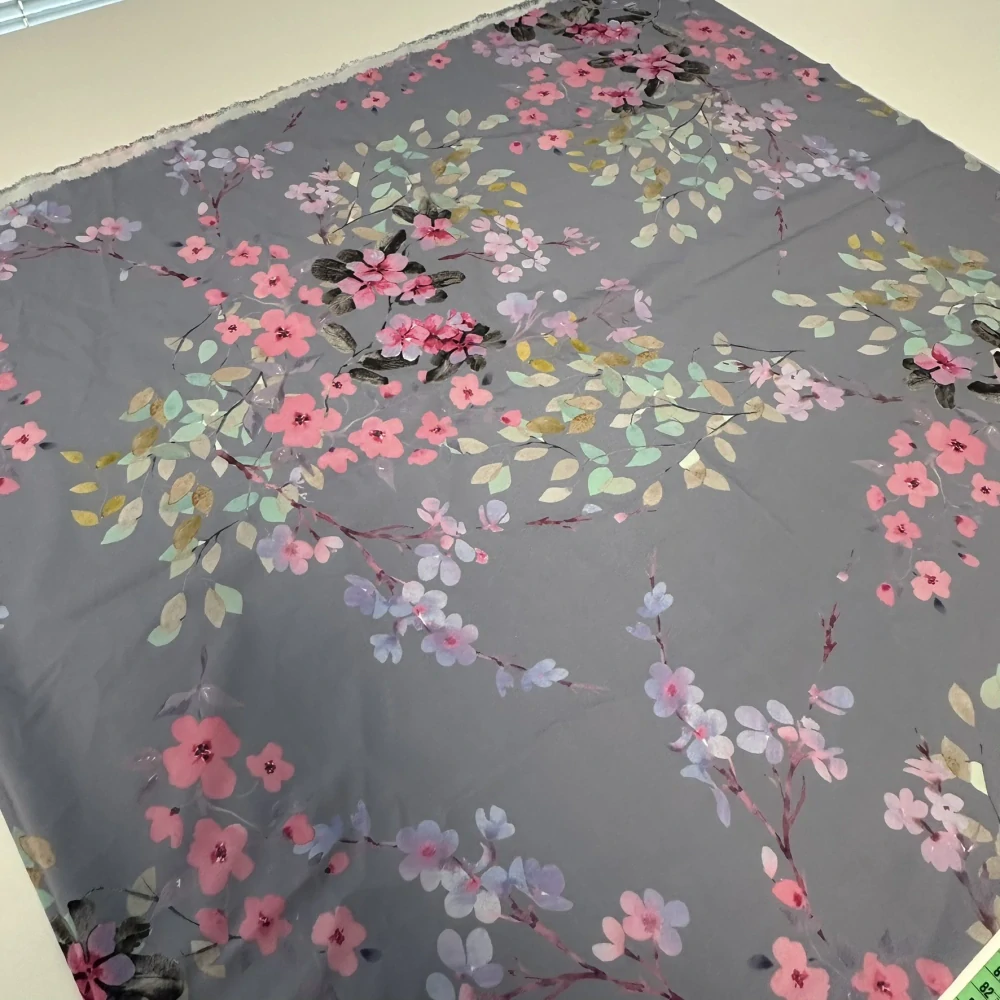 Silky, Květy na šedé (E) 1,2m/ks