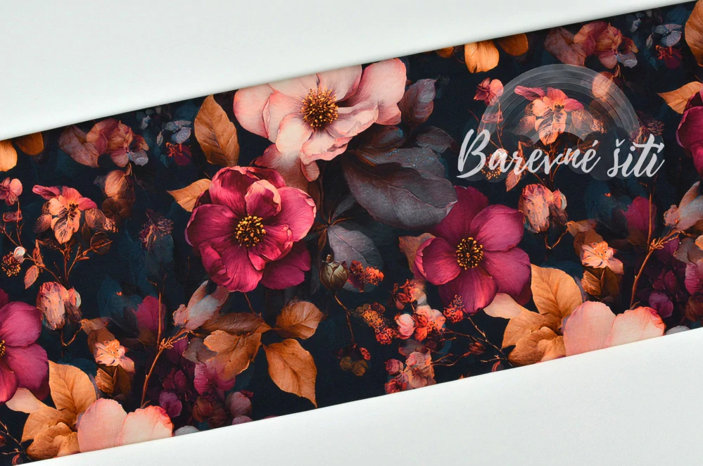 Úplet, Květy růže, temné pozadí (E) 1,20m/ks