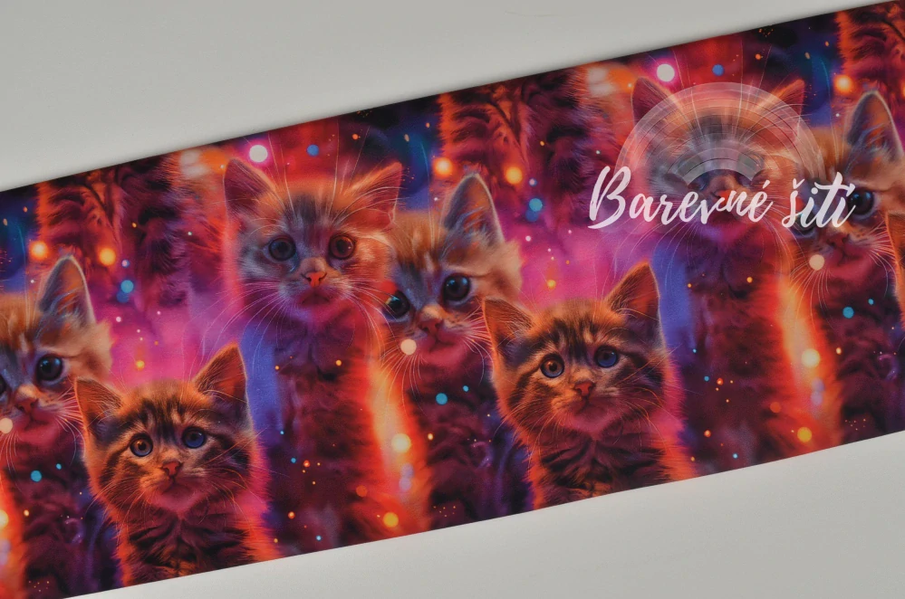 Úplet, Kočičky, růžová svítivá (E)