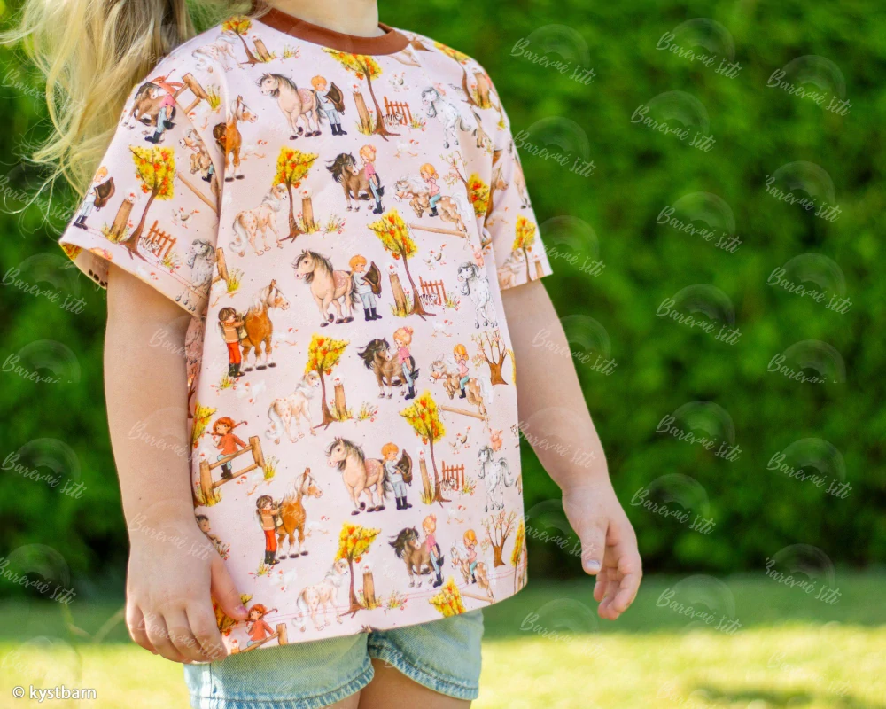 Úplet, Dívky s koníky (E)
