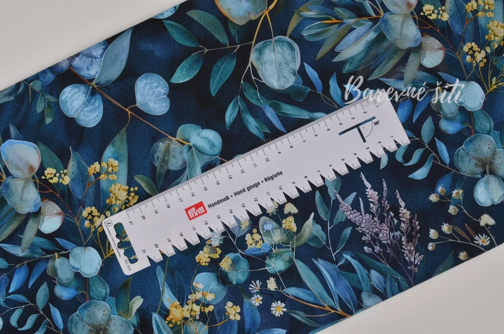 Úplet, Eukalyptové lístky a bylinky (E)