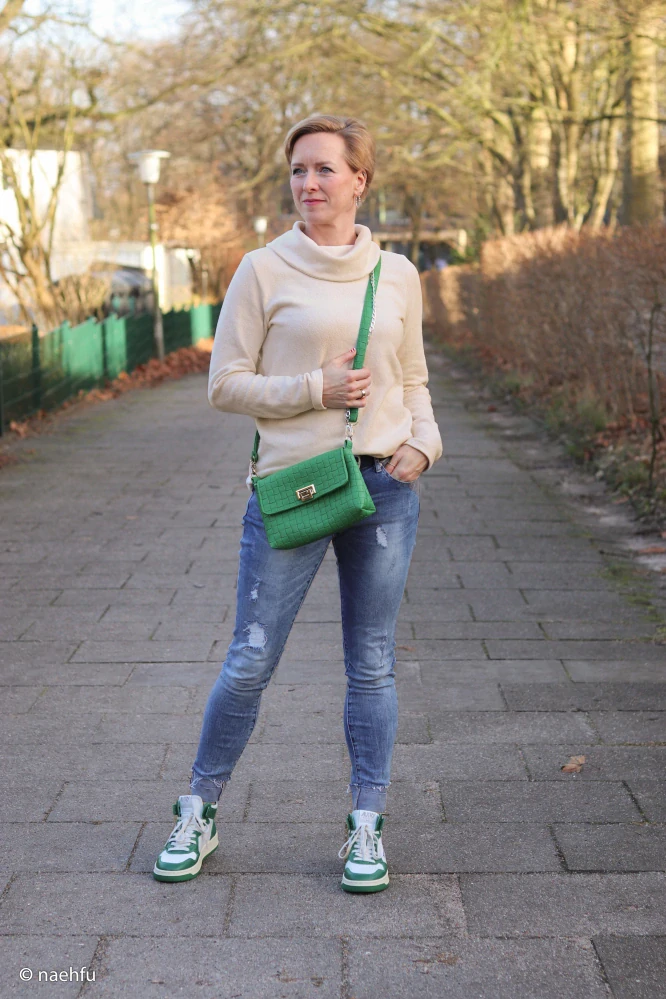 Hebká svetrovina počesaná Krémová (E) 1,45m/ks