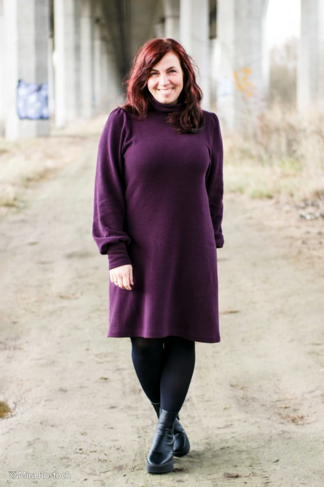 Hebká svetrovina počesaná Ostružina (E)