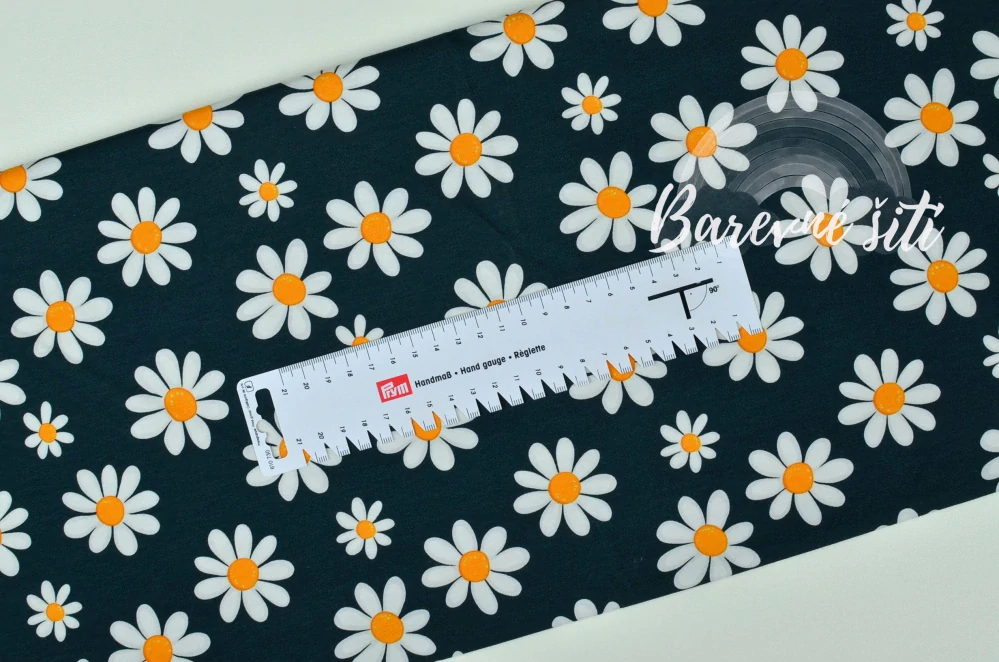 Úplet, Kopretiny na tmavé (E)