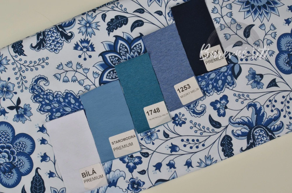 Úplet, Modrobílé ozdobné květy (E) 1,10m/ks