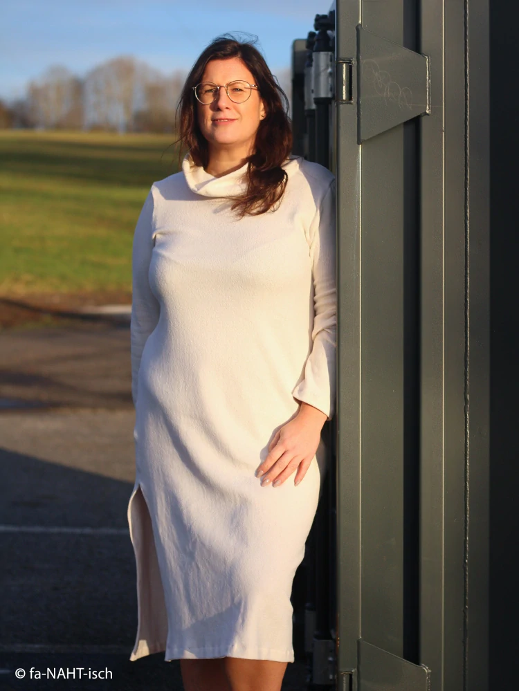 Hebká svetrovina počesaná Krémová (E) 1,45m/ks