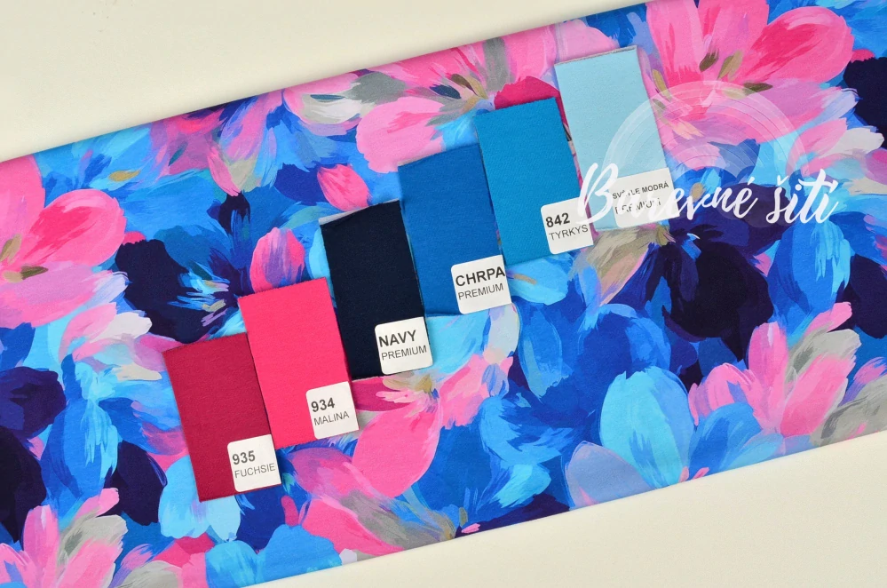 Úplet, Modrorůžové malované květy (E) 1,10m/ks