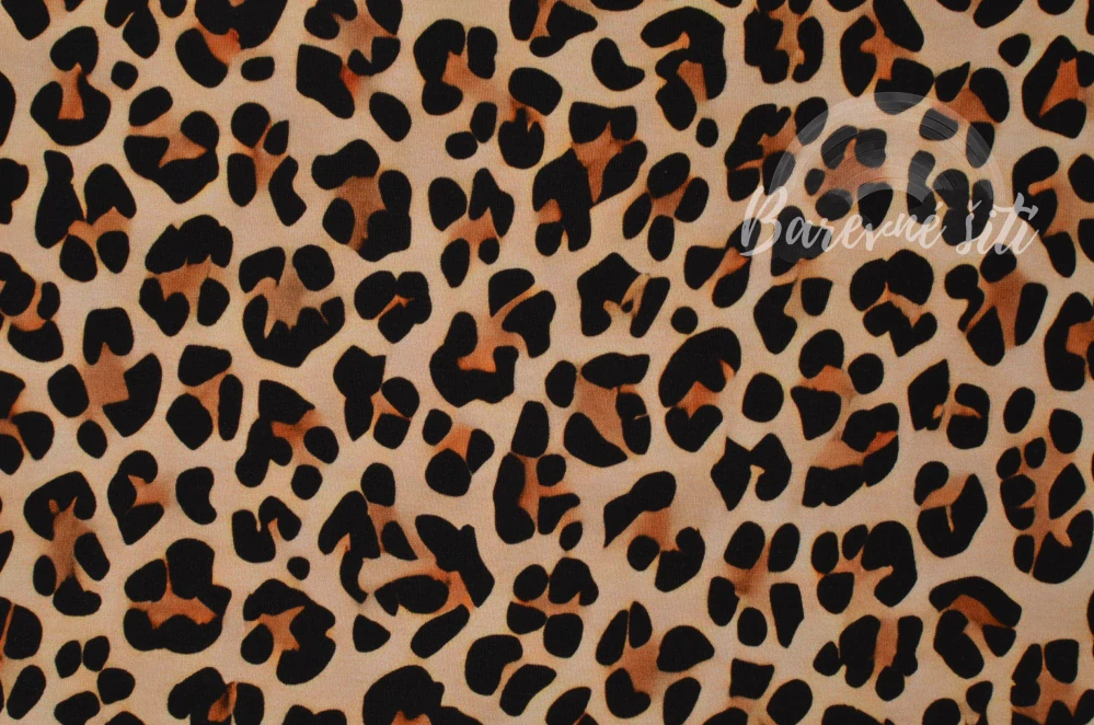 Úplet, Krémový leopard (E)