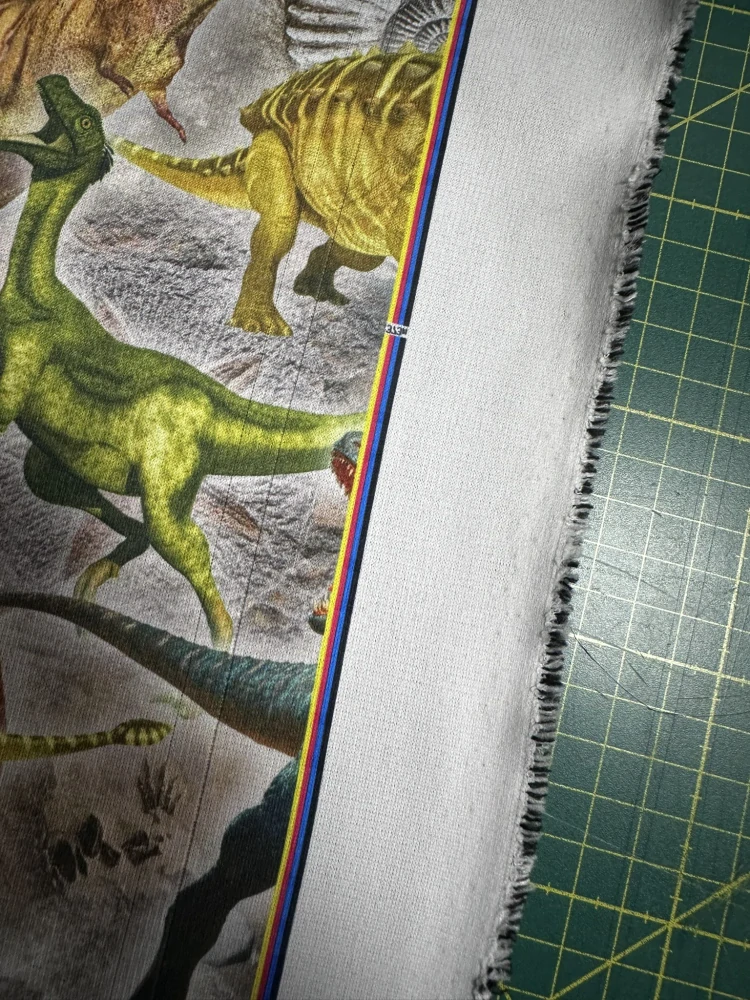 Alpenfleece Dinosauři (E) 0,80m/ks II. jakost