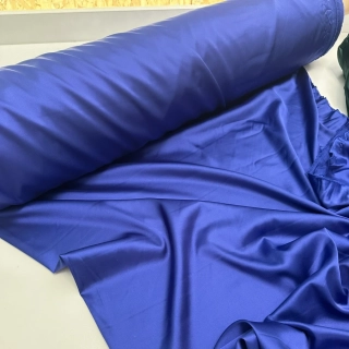 Armani satén Kobalt (E)